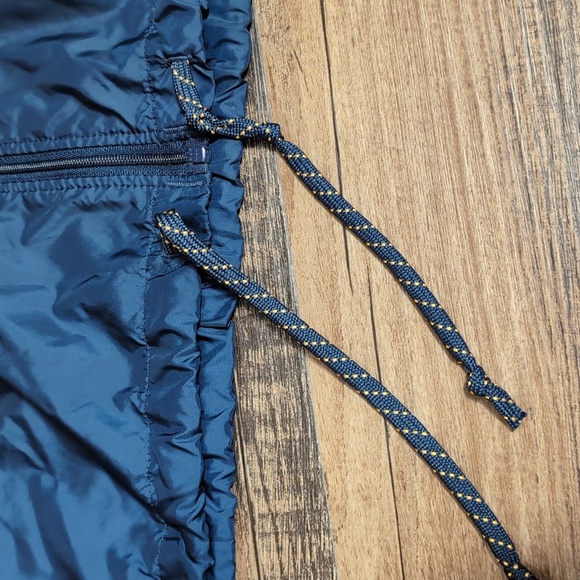 Columbia West Virginia Lightweight Wind Breaker Size Small - Picture 6 of 10